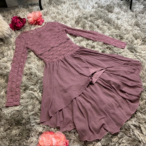 Balera Lace Cascading Costume - Picture 4 of 8